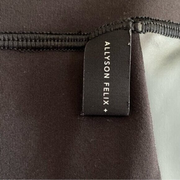 Athleta x Allyson Felix Legend Shortie Shorts 1x Plus Black Performance Biker - Picture 6 of 13